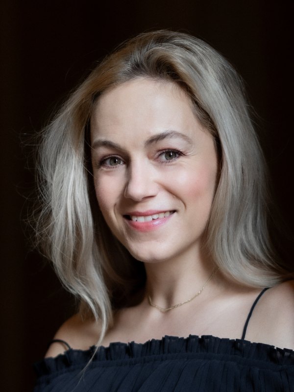 Anne Bedenbender Portrait